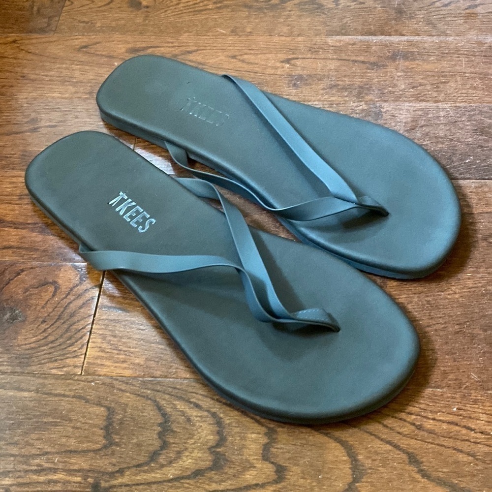 TKEES Flip Flop Sandals Size 13 Black Minimalist Slides